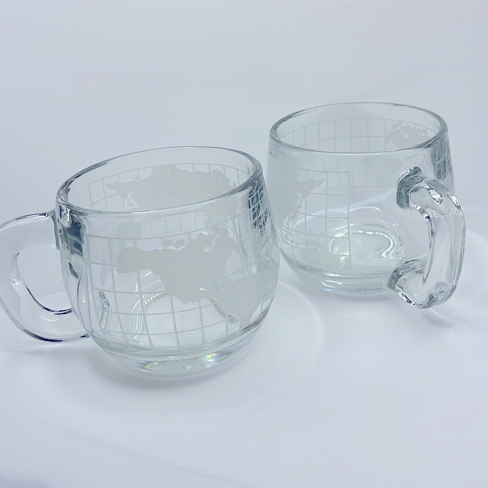 Set of 2 Vintage 1970’s Nestle Nescafé Etched World Globe Glass Mugs